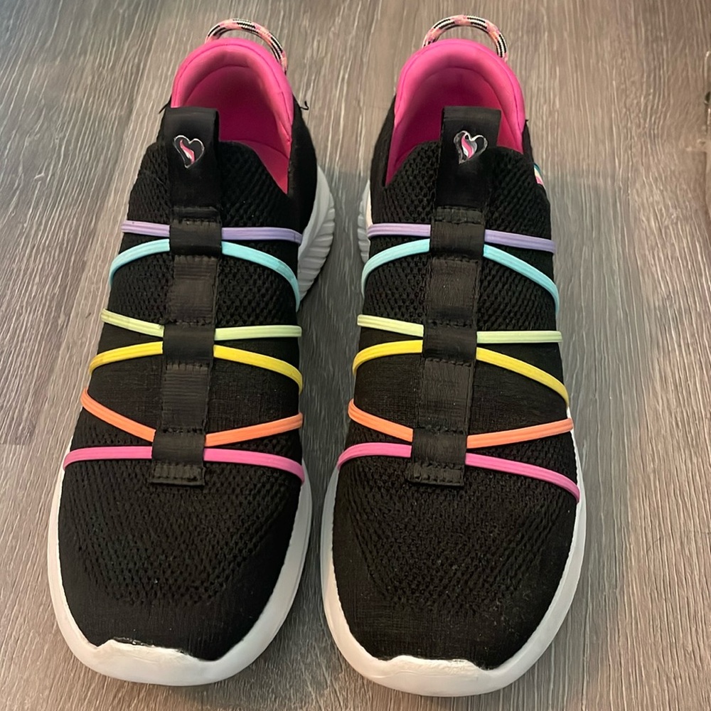 Girls Sketchers Slip on Shoes